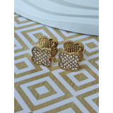 Сережки двосторонні в стилі «Конюшина», каміння та зелена емаль, золотисті