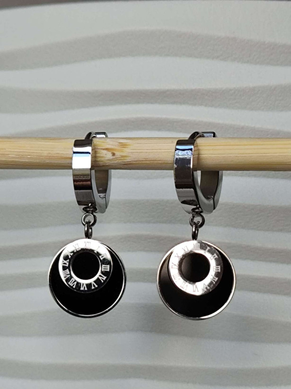 Сріблясті сережки-підвіски з нержавіючої сталі чорна емаль, покриття родій